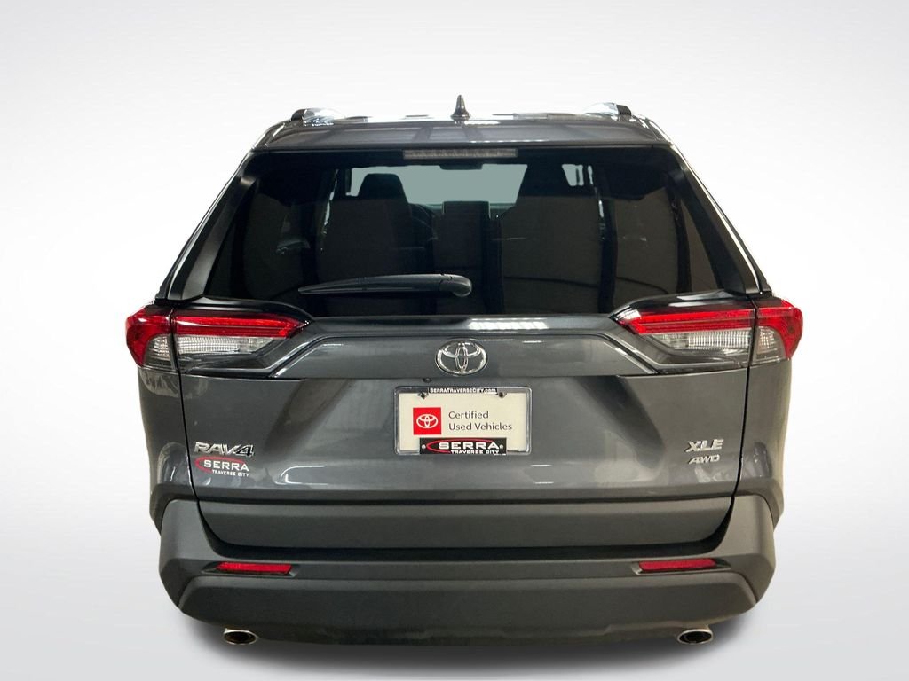 Used 2025 Gray Toyota XLE image 4