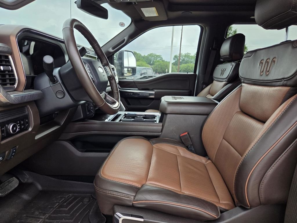 Used 2025 Brown Ford King Ranch image 13
