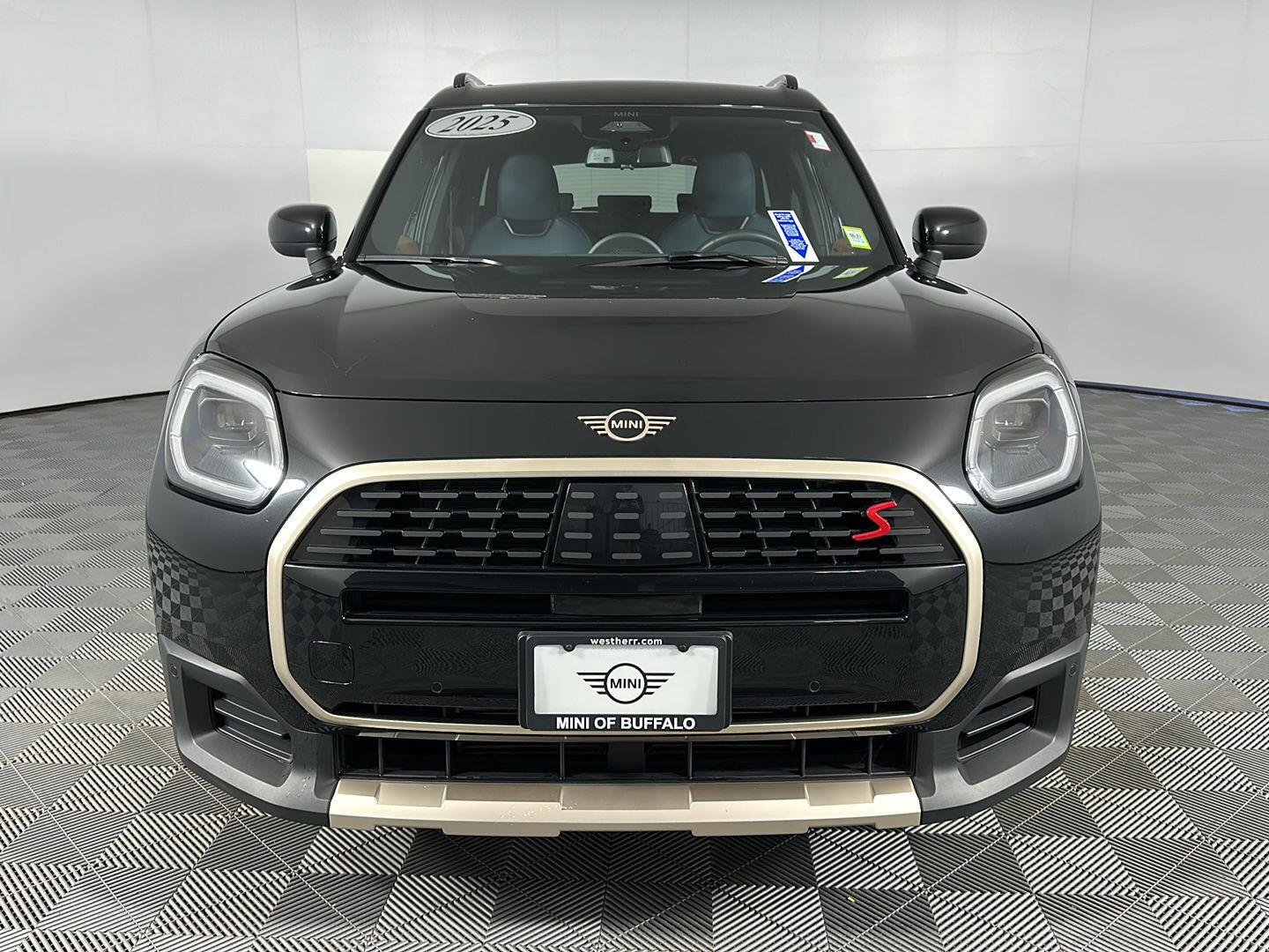 Used 2025 Midnight Black II Metallic MINI S image 4