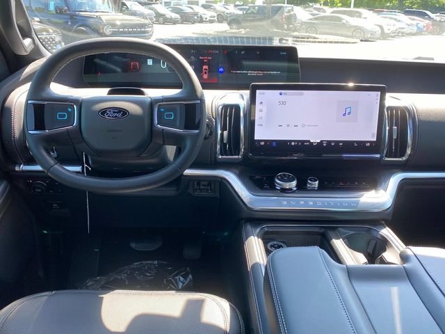 New 2026 Gray Ford Platinum image 6