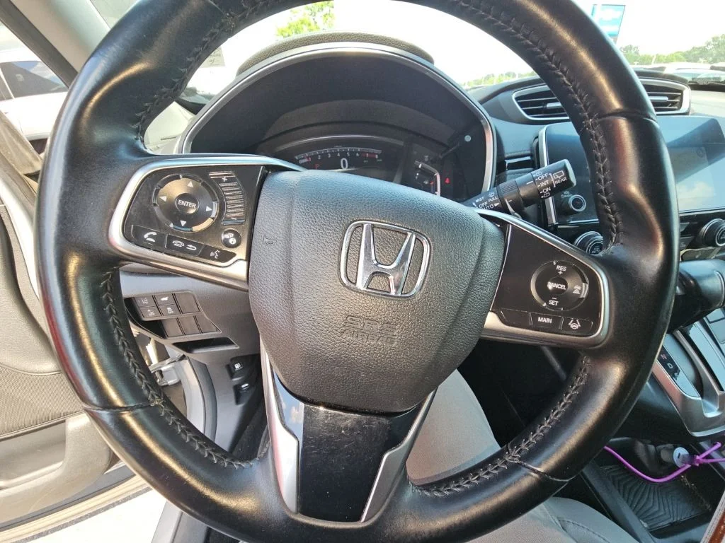 Used 2018 Silver Honda Touring image 20