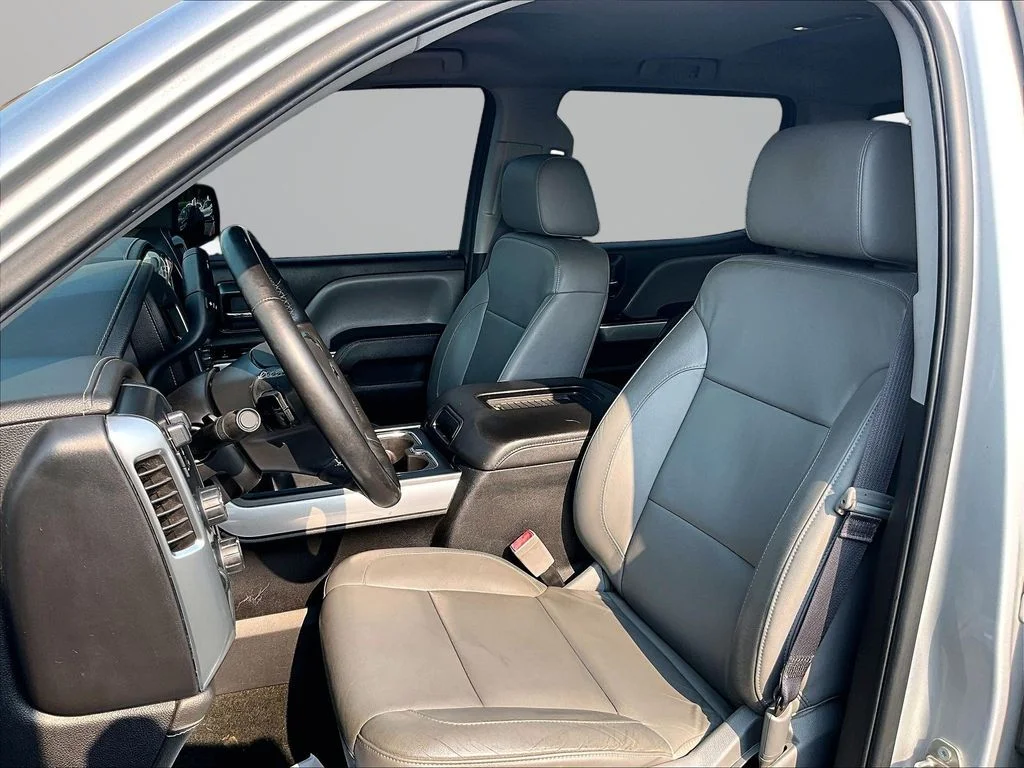 Used 2017 Silver Chevrolet LTZ image 23