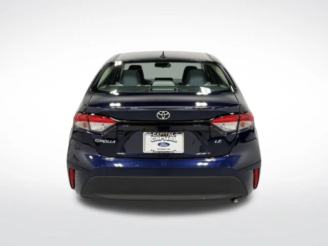 Used 2024  Toyota LE image 9