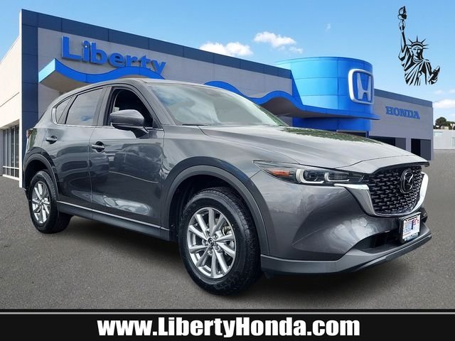 2022 Mazda CX-5 S Select Package Auto AWD's photo