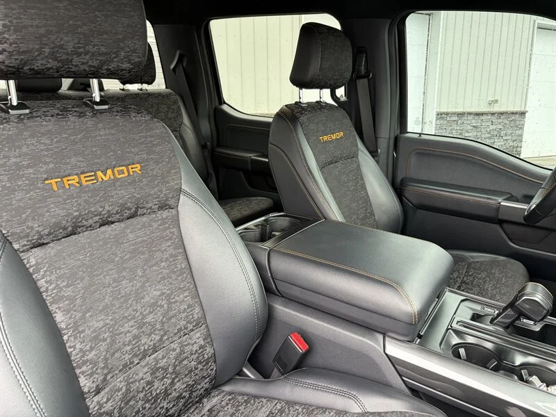 Used 2023 Grey Ford Tremor image 7