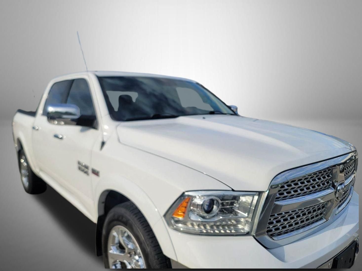 Used 2018 White Ram Laramie image 1