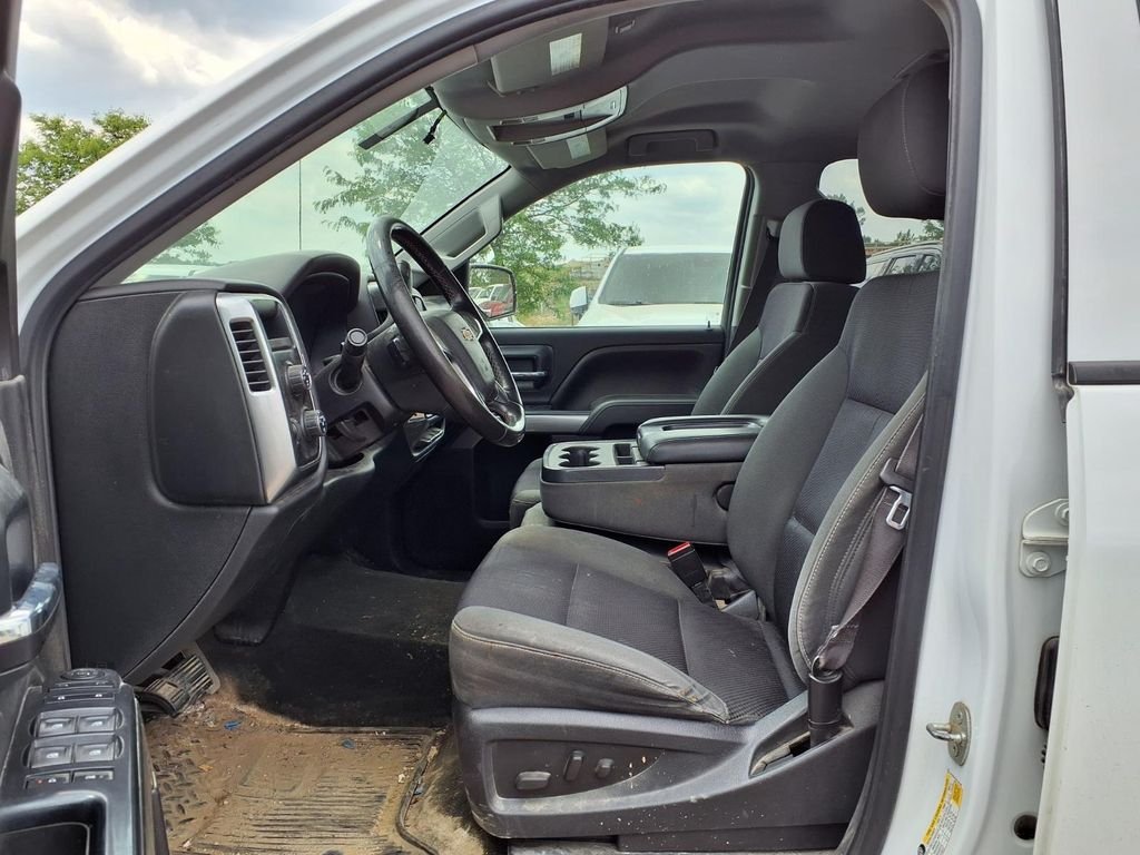Used 2014 White Chevrolet LT image 12