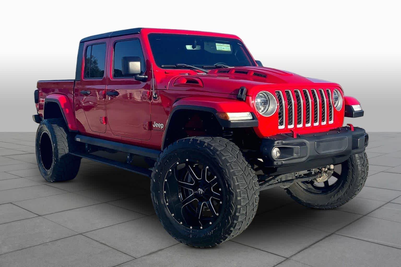 Used 2020 Firecracker Red Clearcoat Jeep Overland image 3