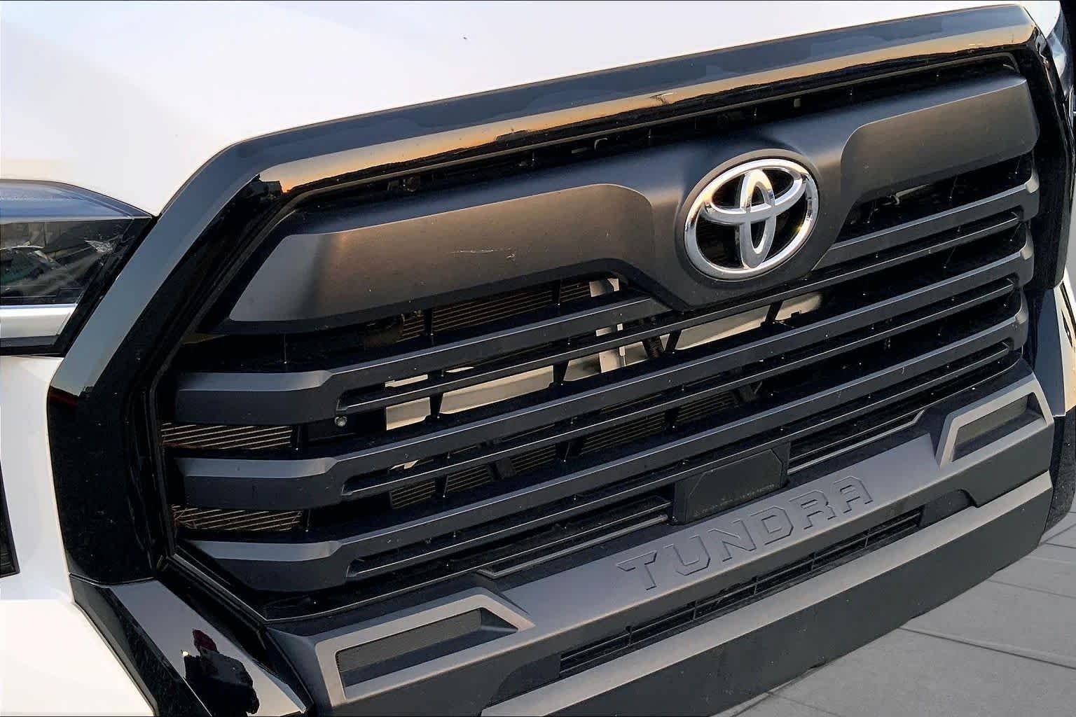Used 2024 Ice Cap Toyota SR image 29