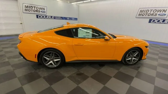 2026 Ford Mustang EcoBoost Premium Fastback - Photo 9
