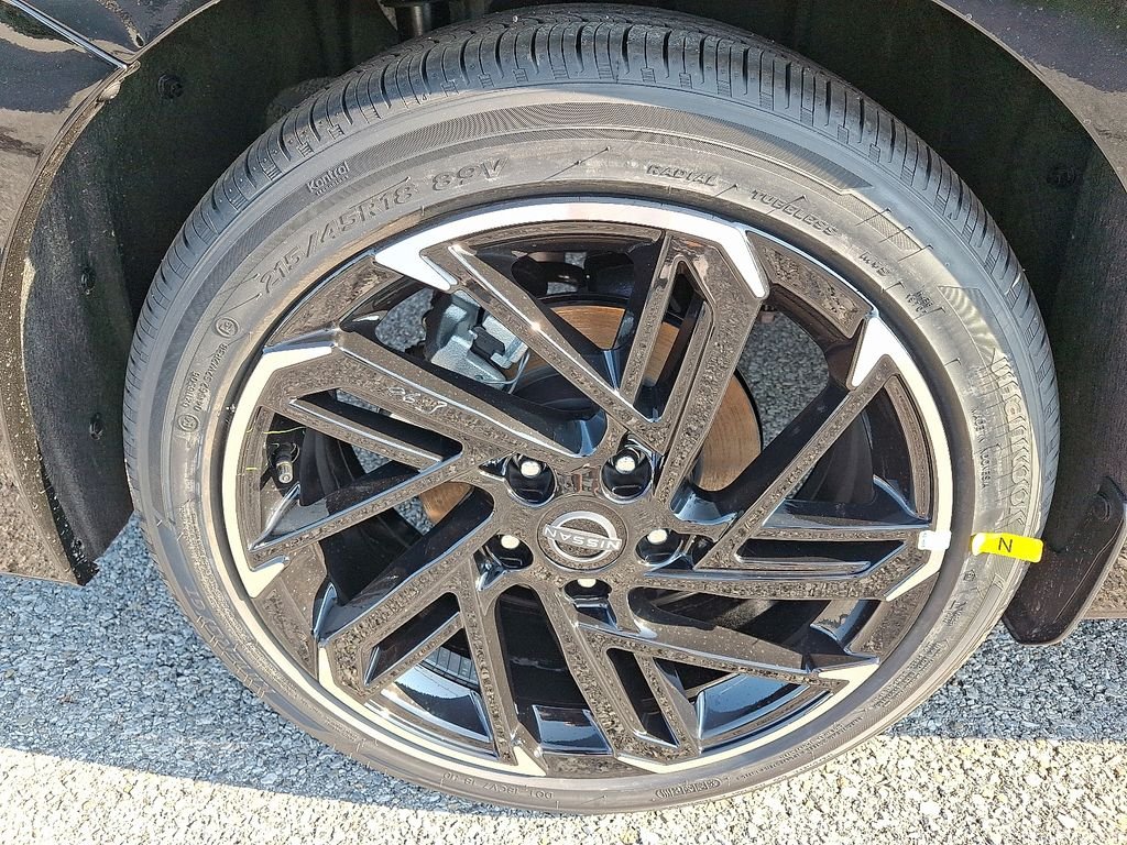 New 2026 Super Black Nissan SR image 5