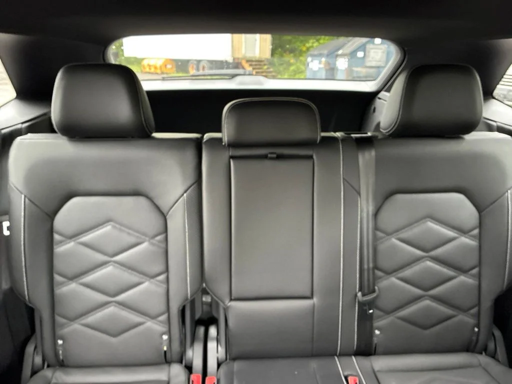 Used 2024  Volkswagen 2.0T SE w/Technology image 57