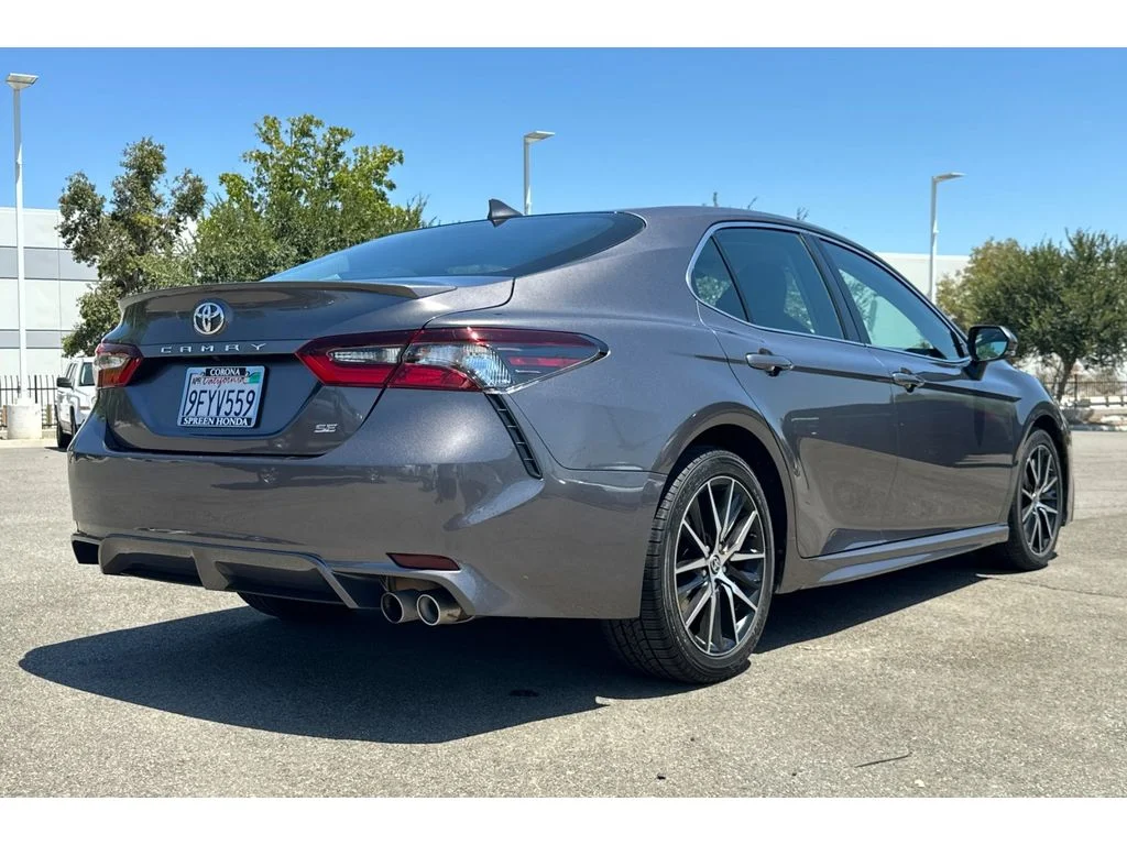 Used 2023 Predawn Gray Mica Toyota SE image 3