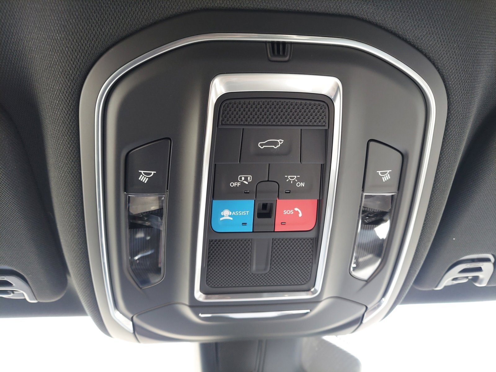 New 2026 Baltic Gray Metallic Clearcoat Jeep  image 34
