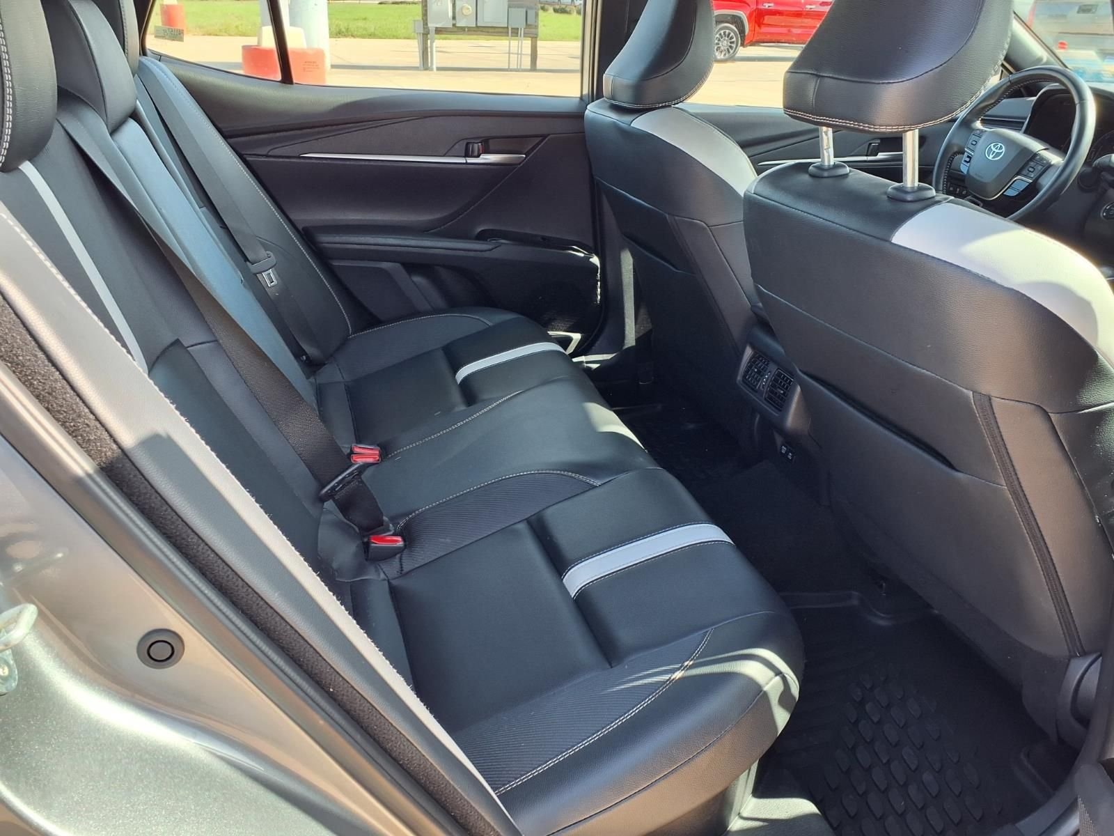 Used 2025 Heavy Metal Toyota SE image 19