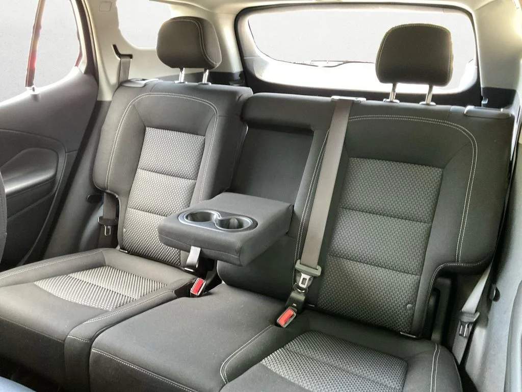 Used 2022 Black GMC SLE image 9