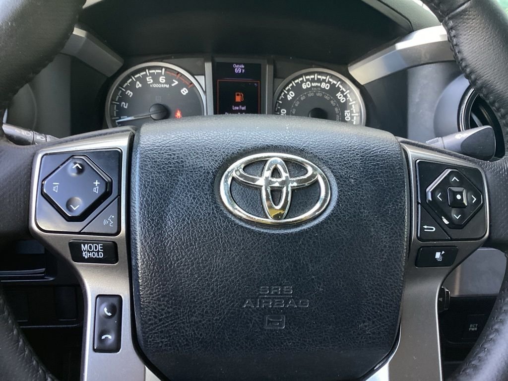 Used 2017 Gray Toyota SR5 image 19