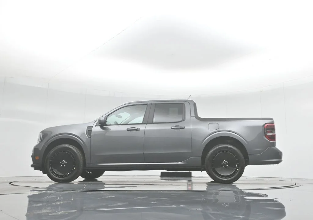 New 2025 Carbonized Gray Metallic Ford Lobo Standard image 51