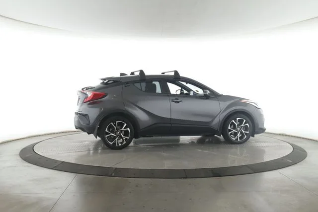 Used 2021 Gray Toyota XLE image 6