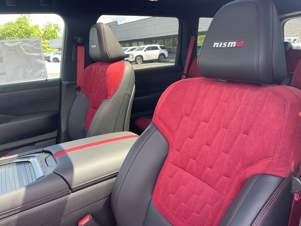 New 2026 XLV/Black Nissan NISMO image 9
