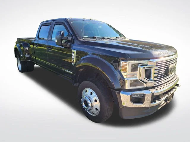 Used 2020  Ford Lariat image 5