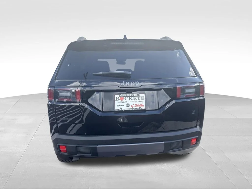 New 2026 Diamond Black Crystal Pearlcoat Jeep 85th Anniversary image 4