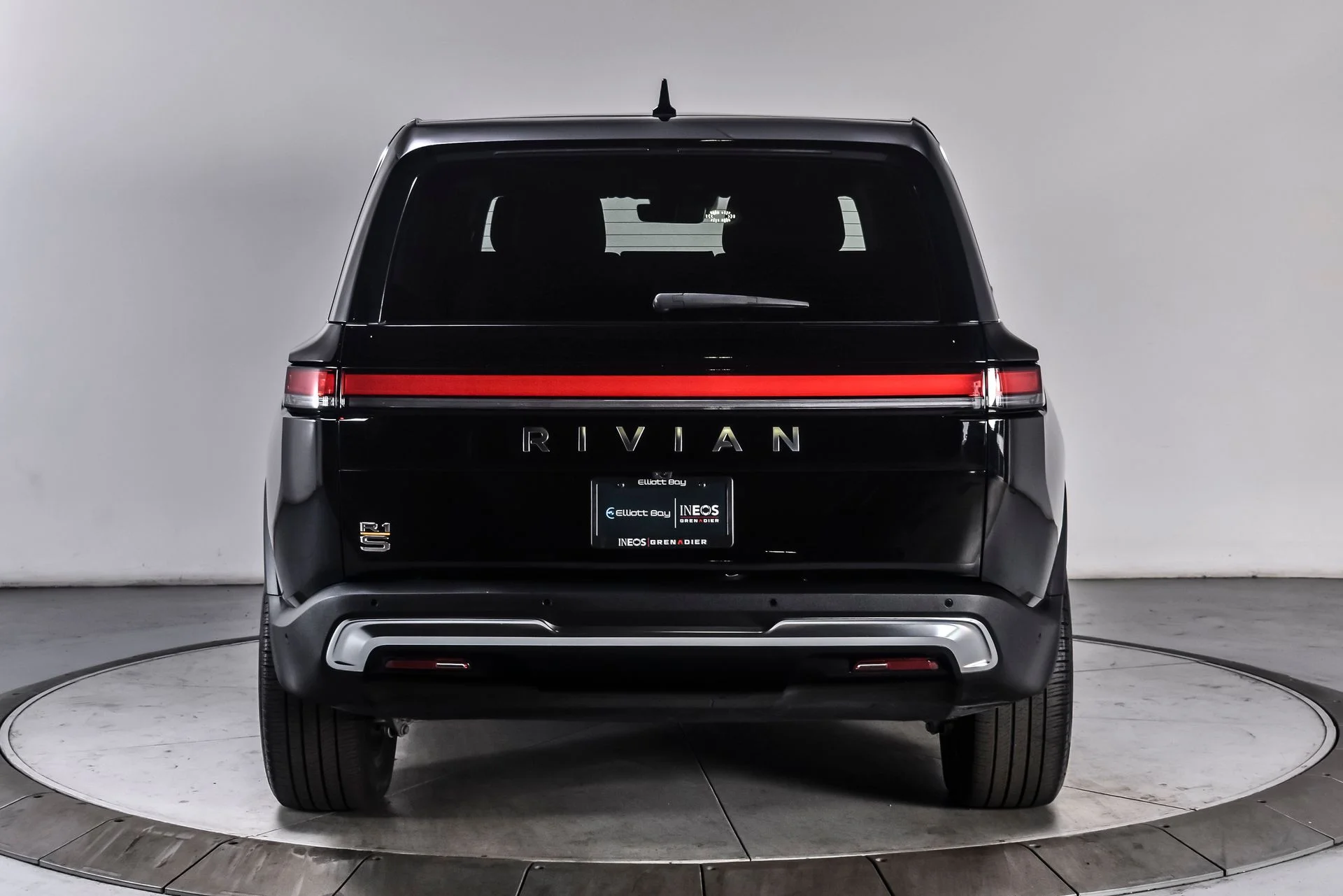 Used 2024 Midnight Rivian Adventure Quad Motor Large Pack image 10