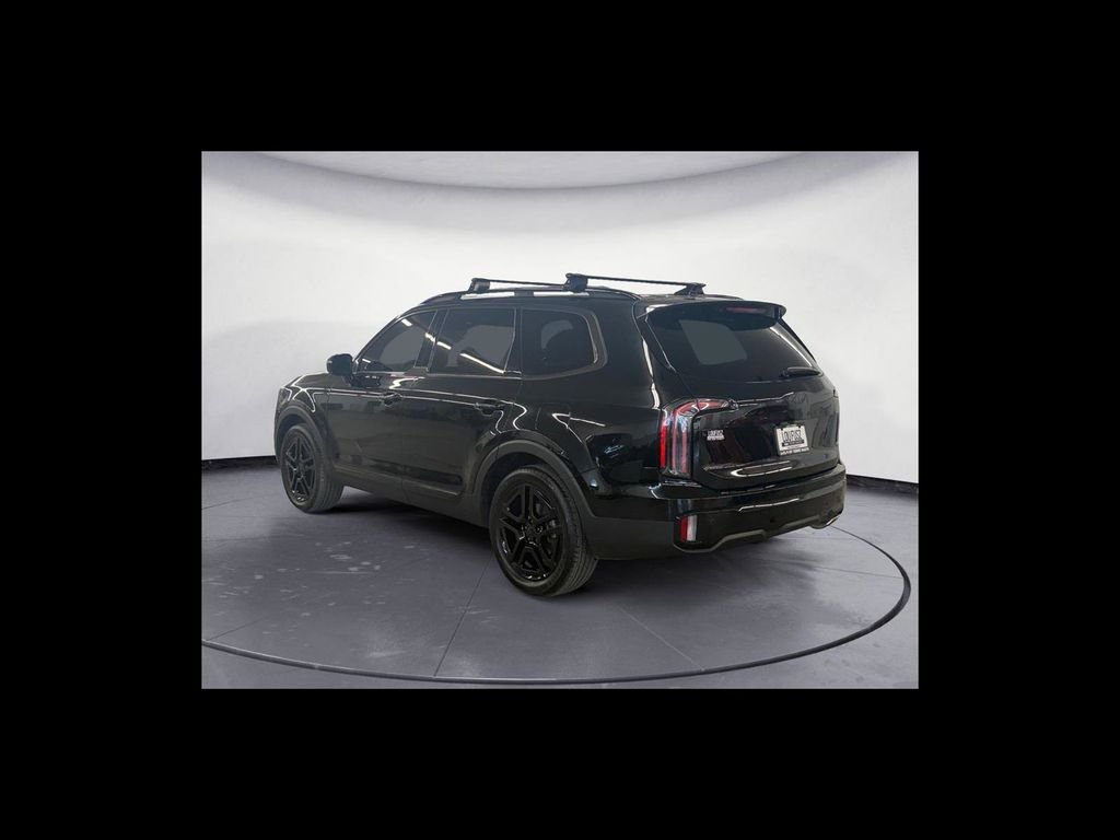 Used 2025 Black Kia SX-Prestige X-Line image 4
