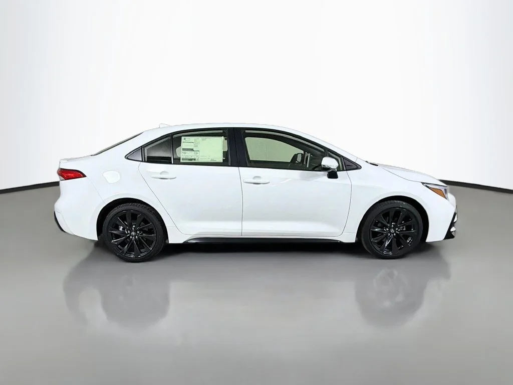 New 2027 White Toyota SE image 4