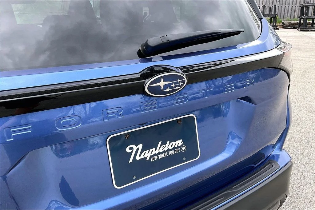 Used 2026 Blue Subaru Premium image 32