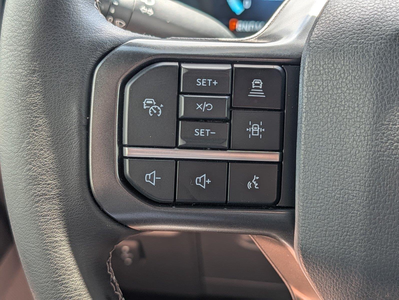 Used 2024 Carbonized Gray Ford XLT image 27