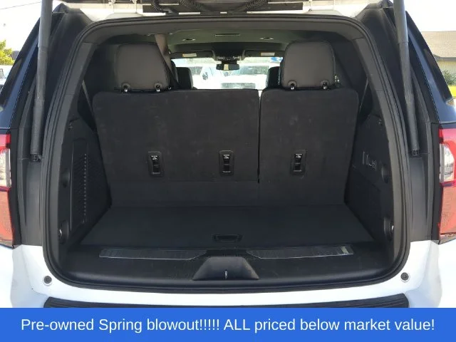 Used 2025 White GMC Denali image 41