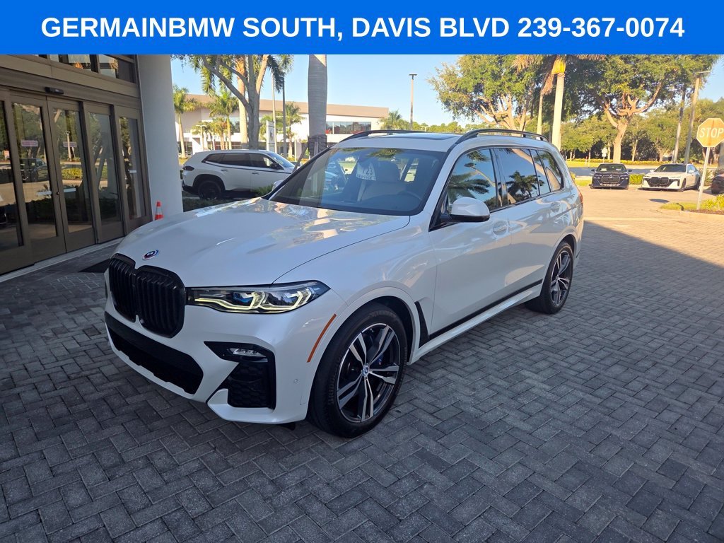 Used 2022 White Metallic BMW M50i image 4