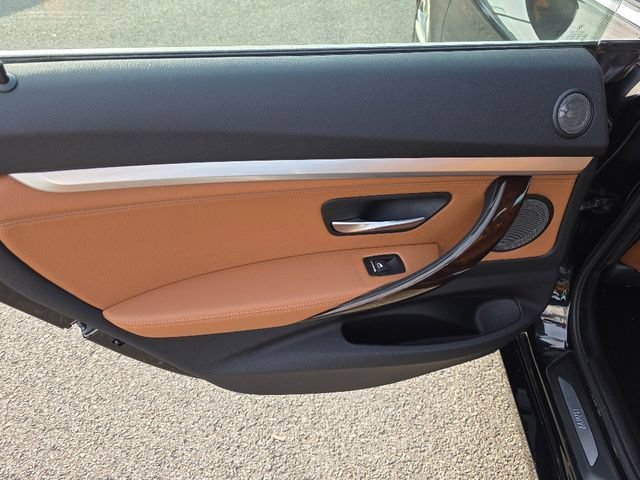 Used 2017 Black BMW xDrive image 29