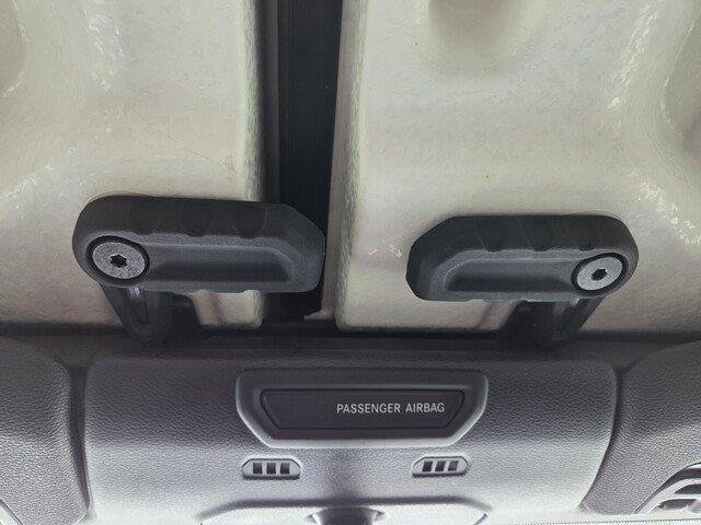 Used 2021 Snazzberry Pearlcoat Jeep Sport S image 20