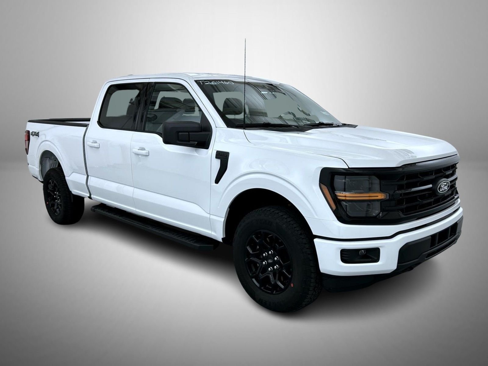 New 2026 Oxford White Ford XLT image 3