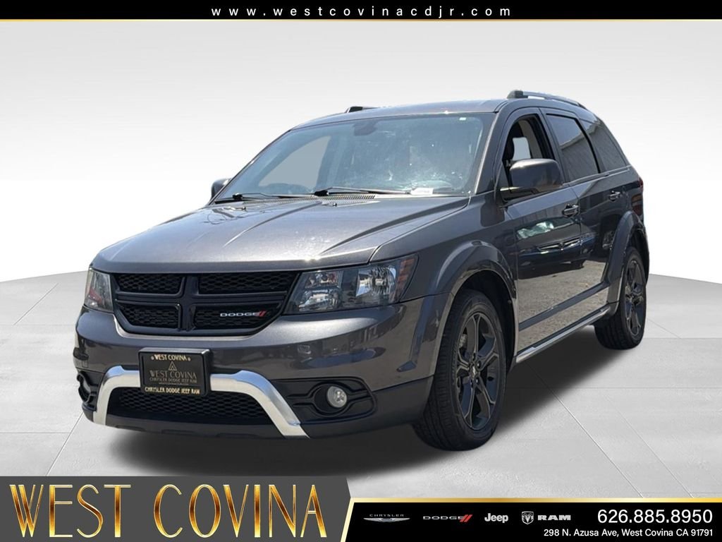 Used 2019 Gray Dodge Crossroad image 4