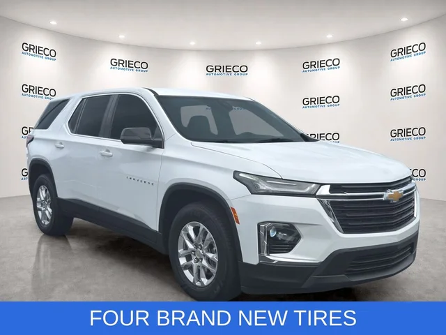 2022 Chevrolet Traverse LS