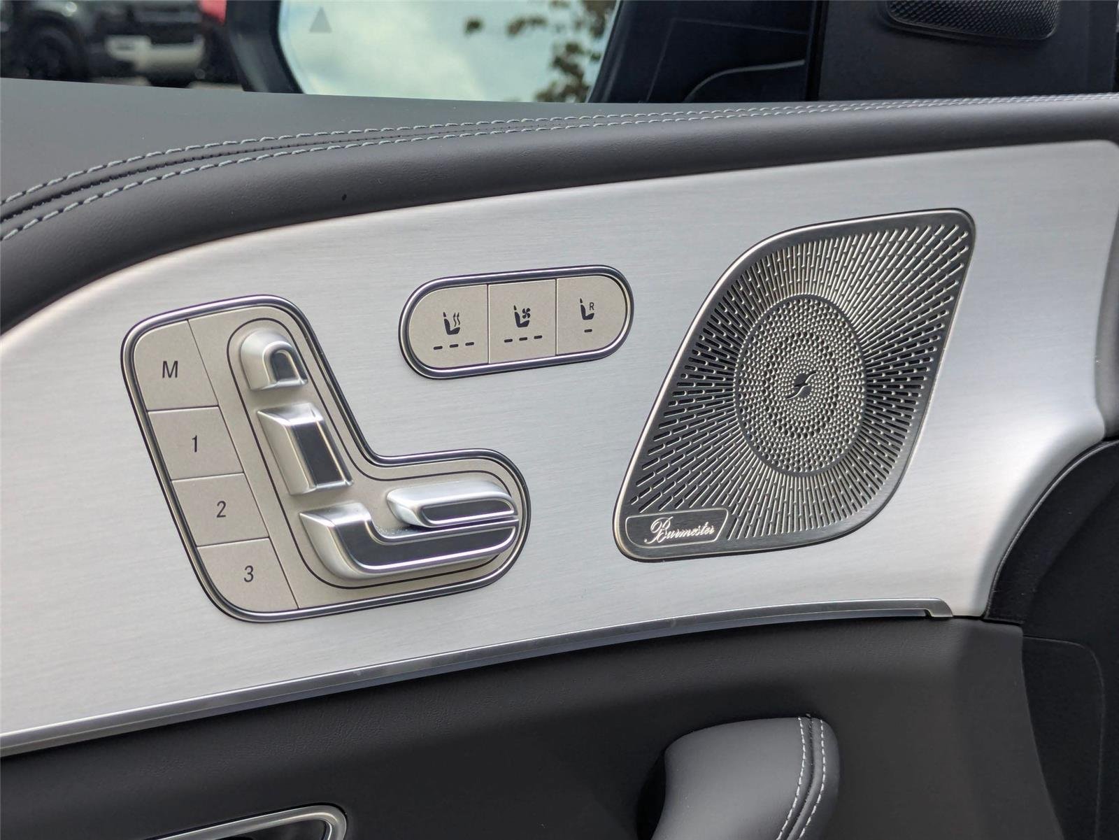 Used 2025 Obsidian Black Metallic Mercedes-Benz AMG® GLE 63 S image 15