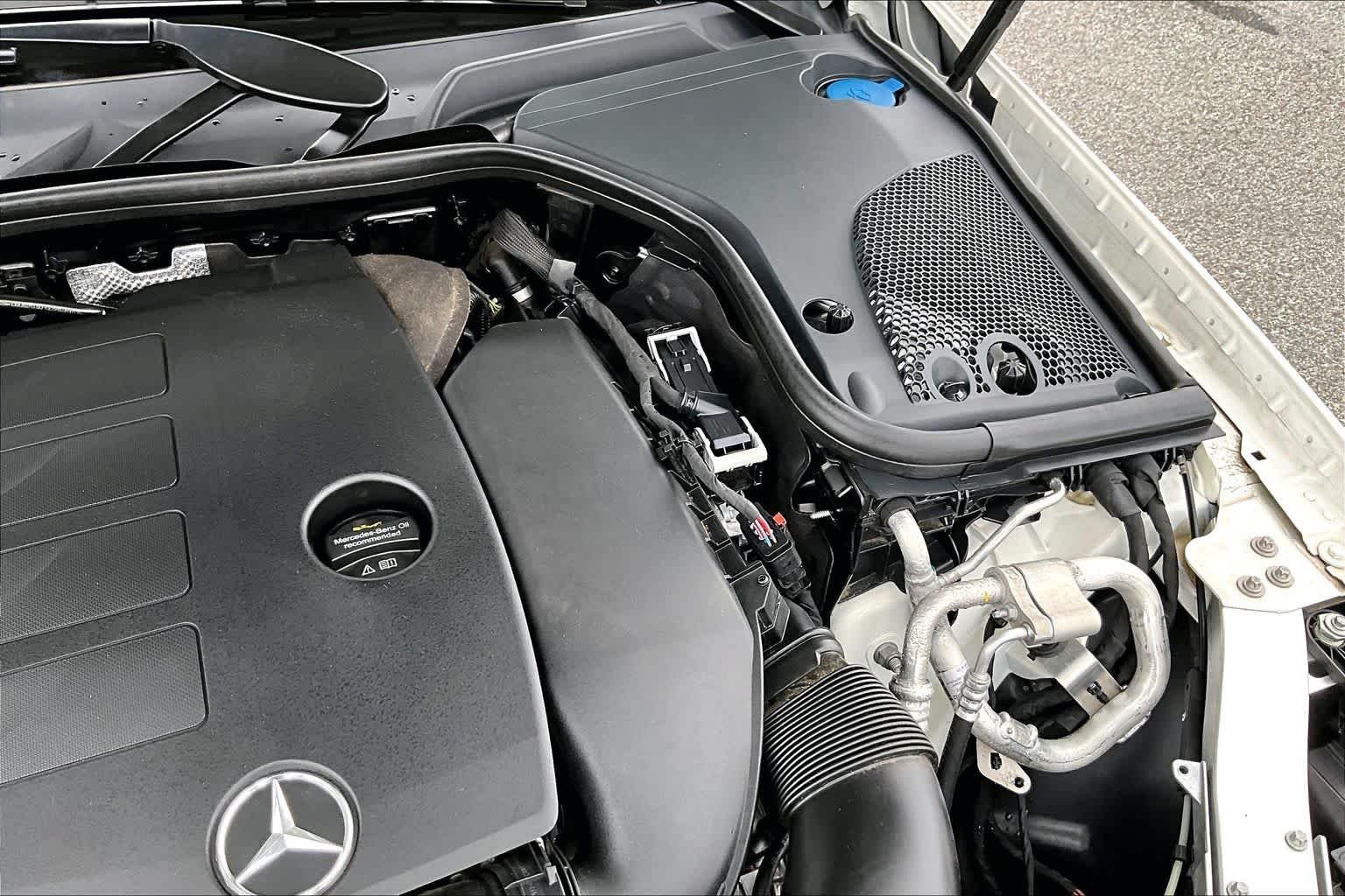Used 2022 Polar White Mercedes-Benz E 350 image 33