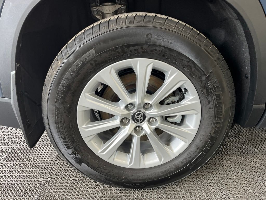 Used 2024 White Toyota XLE image 26