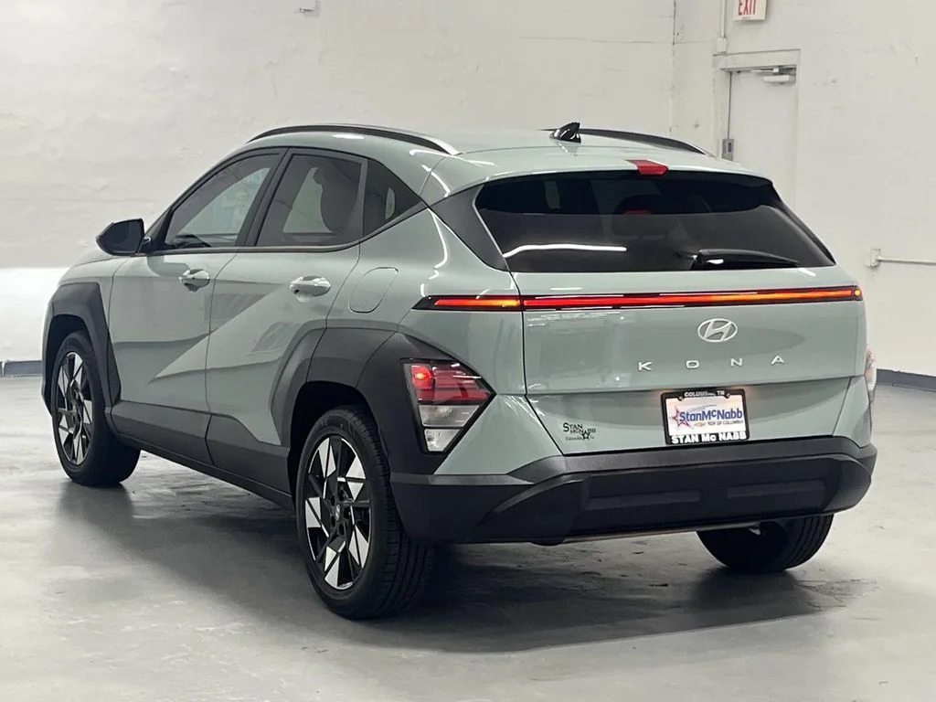 Used 2024 Mirage Green Hyundai SEL FWD 1 OWNER image 6