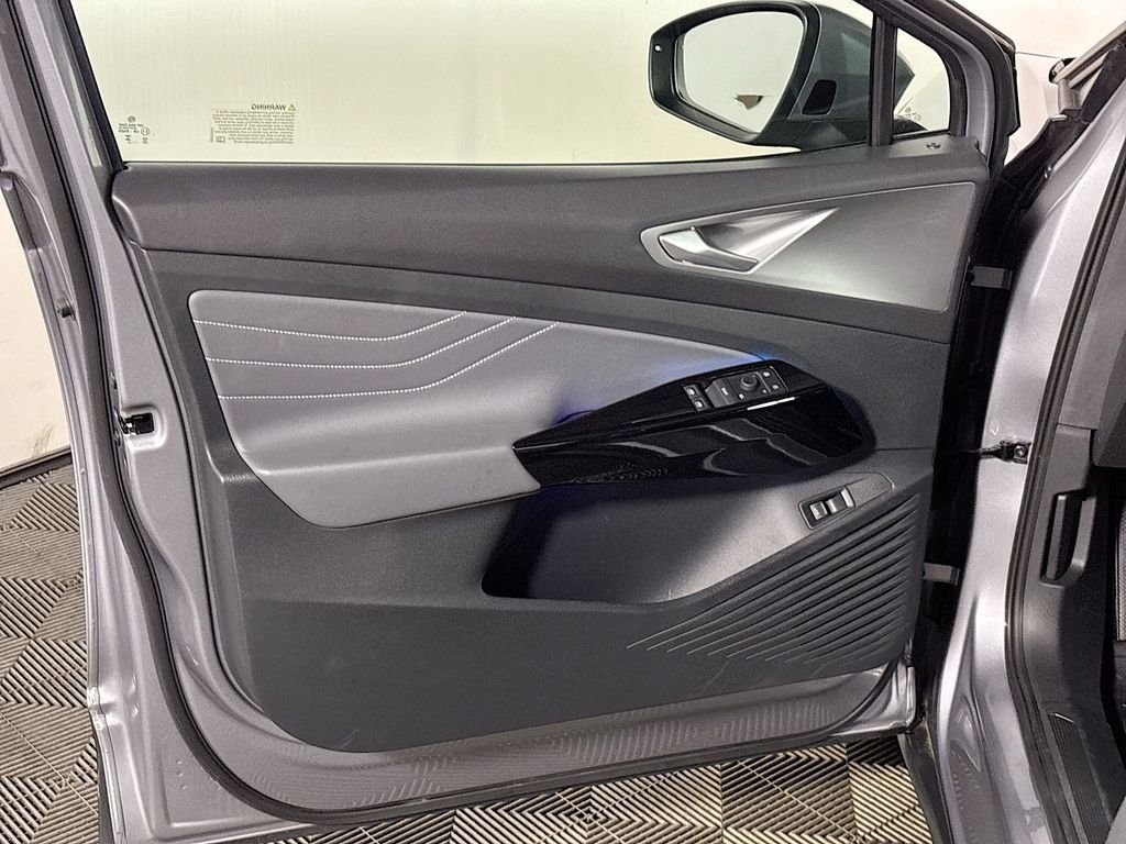 Certified Used 2023 Silver Mist Metallic Volkswagen Pro S image 12