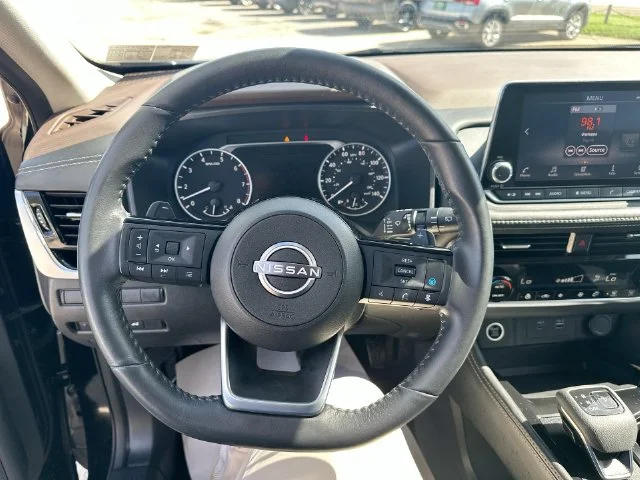 Used 2023 Black Nissan SL image 15