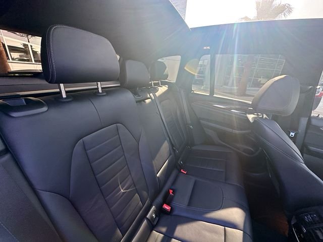 Used 2018 Blue BMW xDrive30i image 28