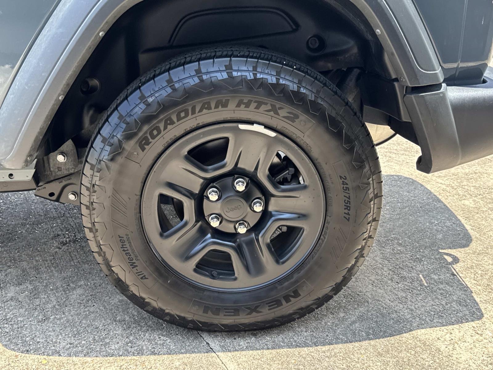 Used 2025 ANVIL CLEARCOAT Jeep Sport image 4