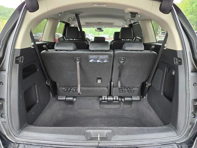 Used 2025 Black Honda EX-L image 19