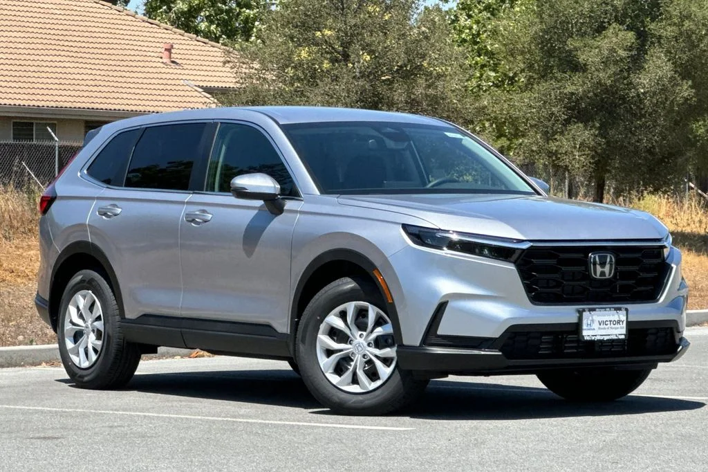 New 2026 Solar Silver Metallic Honda LX image 2