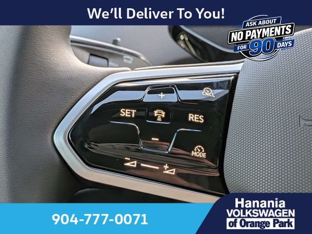 Used 2025 Black Volkswagen Pro S image 30