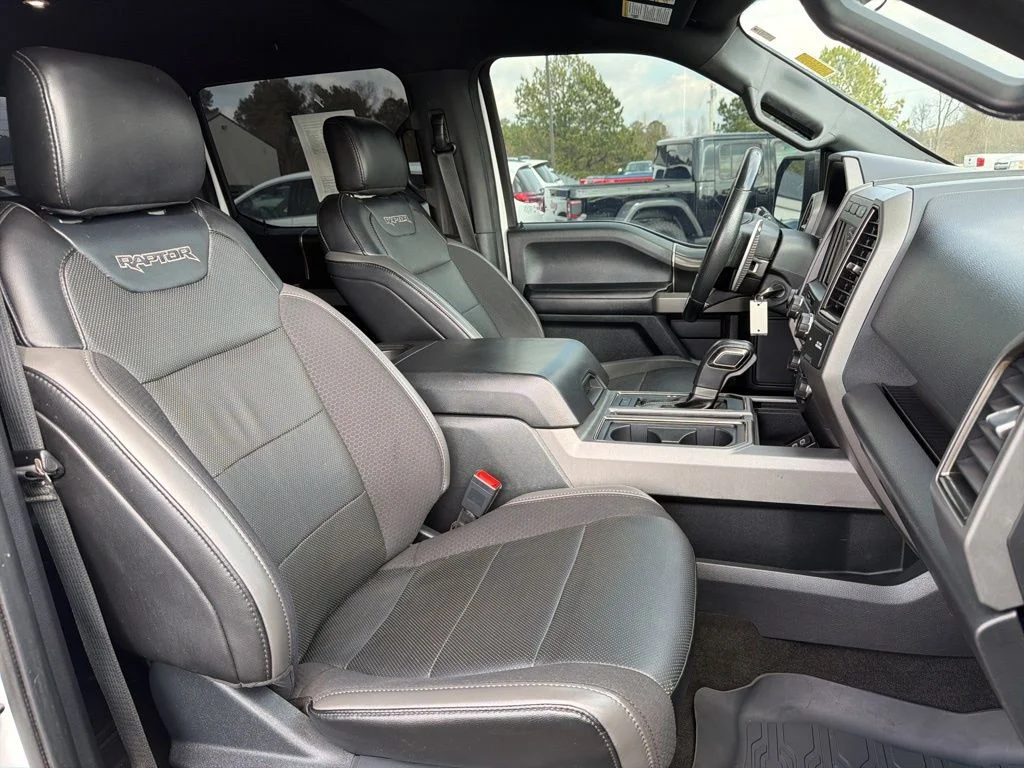 Used 2020 White Ford Raptor image 28